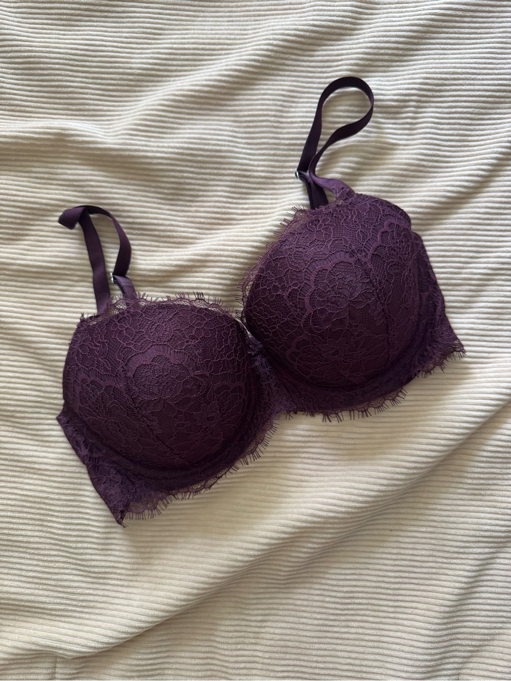 Victoria Secret size 32DD